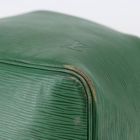 Authentic LOUIS VUITTON Epi Petit Noe Shoulder Bag Green M44104 LV - Picture 15 of 16